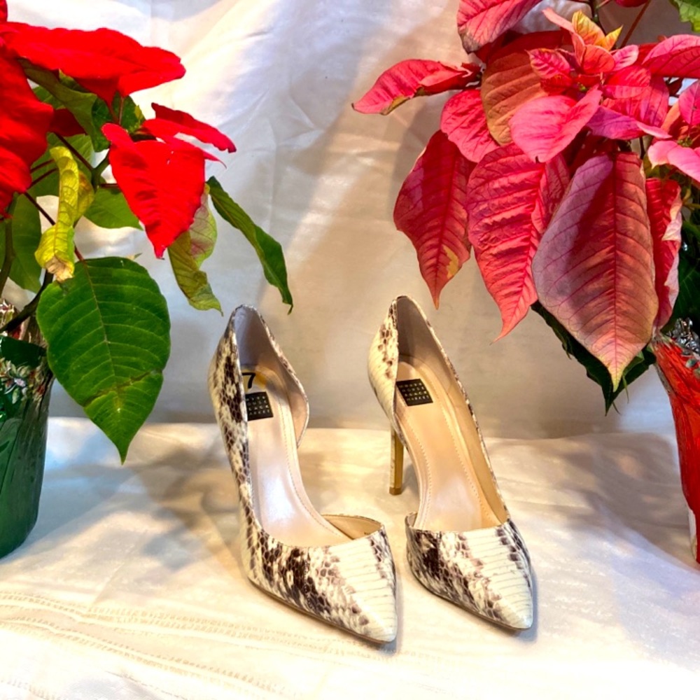 White House back market heels